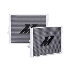 Mishimoto 99-06 BMW 323i/323i/328i/330i w/ Auto Transmission Performance Aluminum Radiator - MMRAD-E46-323A